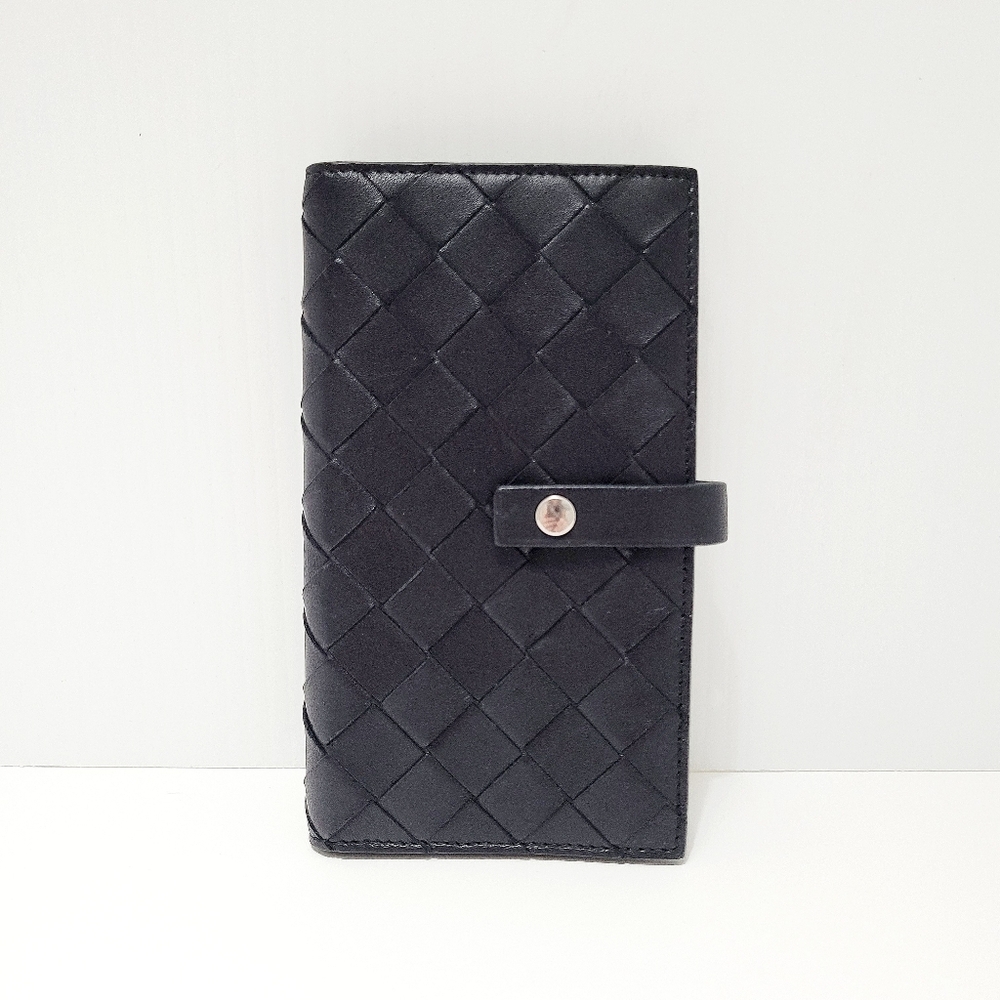 NWOT BOTTEGA VENETA  Intrecciato Phone Case Black Woven Leather Wallet